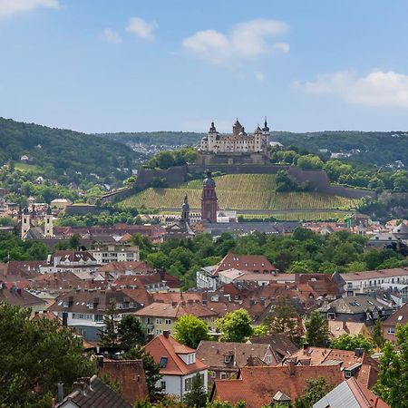 Apartamento Dnd Design Loft I 170Qm I Parken I Balkon I Workstation I Netflix I Kaffee I Waschmaschine I Trockner I Xbox I Ausblick Wurzburgo Exterior foto