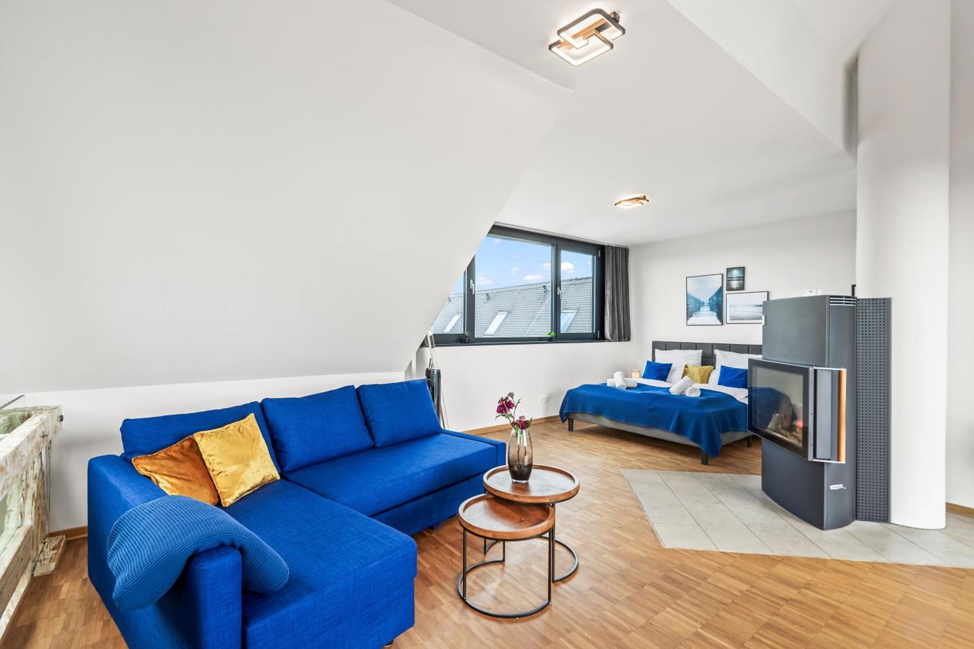 Apartamento Dnd Design Loft I 170Qm I Parken I Balkon I Workstation I Netflix I Kaffee I Waschmaschine I Trockner I Xbox I Ausblick Wurzburgo Exterior foto