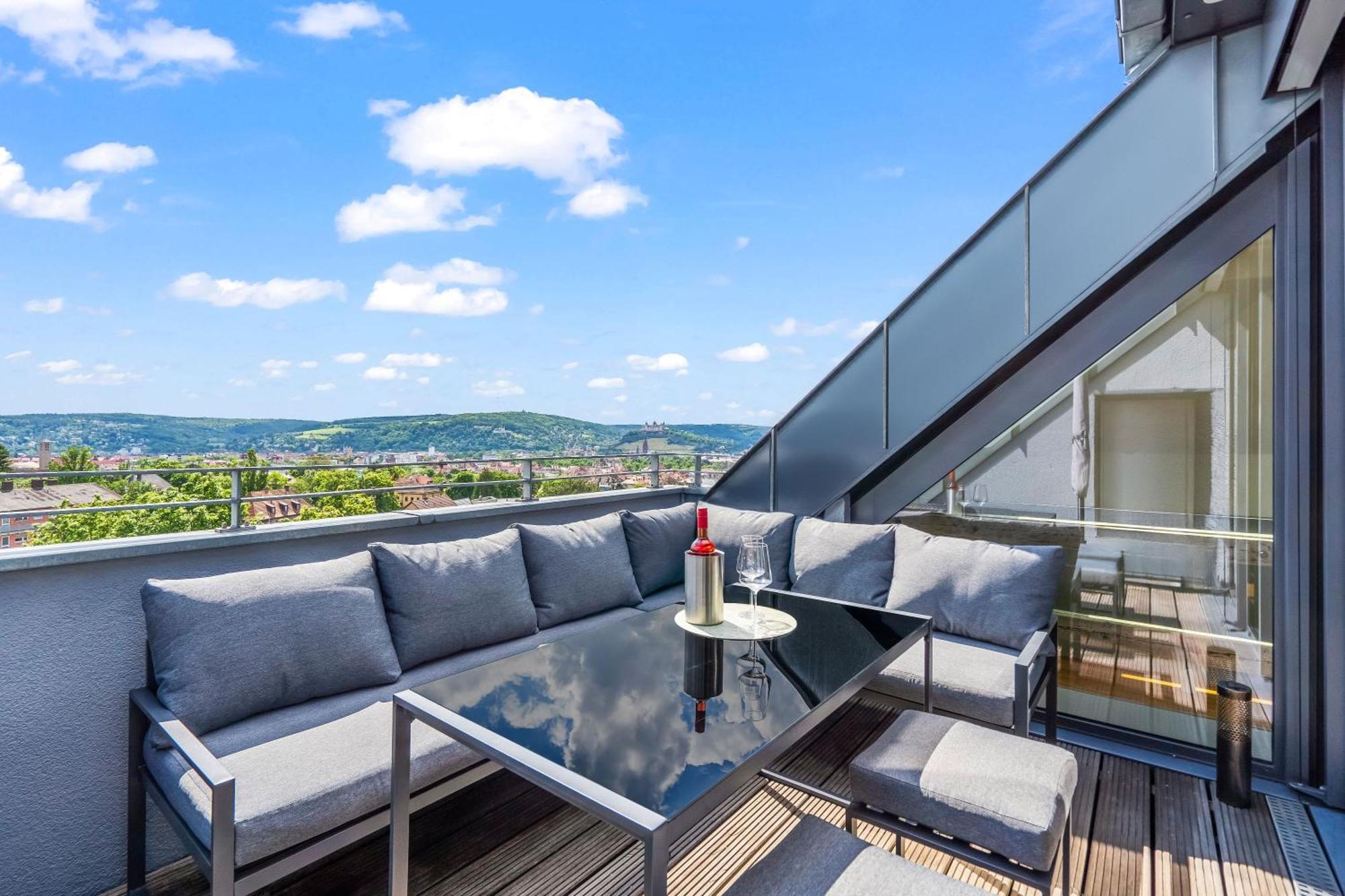 Apartamento Dnd Design Loft I 170Qm I Parken I Balkon I Workstation I Netflix I Kaffee I Waschmaschine I Trockner I Xbox I Ausblick Wurzburgo Exterior foto