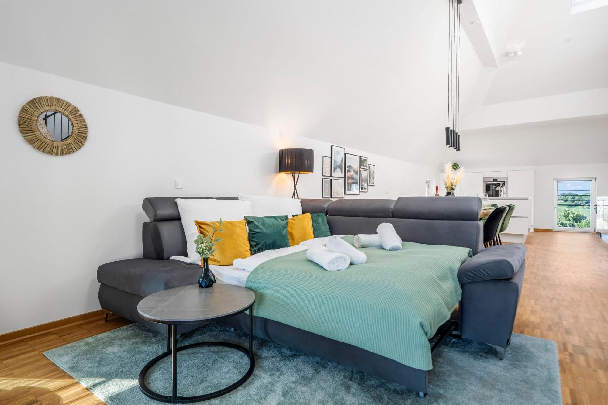 Apartamento Dnd Design Loft I 170Qm I Parken I Balkon I Workstation I Netflix I Kaffee I Waschmaschine I Trockner I Xbox I Ausblick Wurzburgo Exterior foto